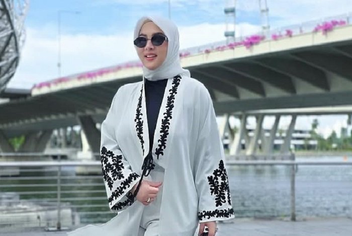 Syahrini adalah aktris berkebangsaan Indonesia. (Instagram.com @princessyahrini) 