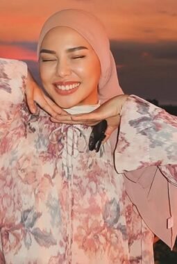 WhatsApp Story Bikin Heboh! Vendor Allianz Umbar Data Medis Dara Arafah