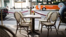 Kafe dan restoran kini mengganti lagu komersial dengan suara alam demi hindari tagihan royalti. (Pixabay.com/Cparks)